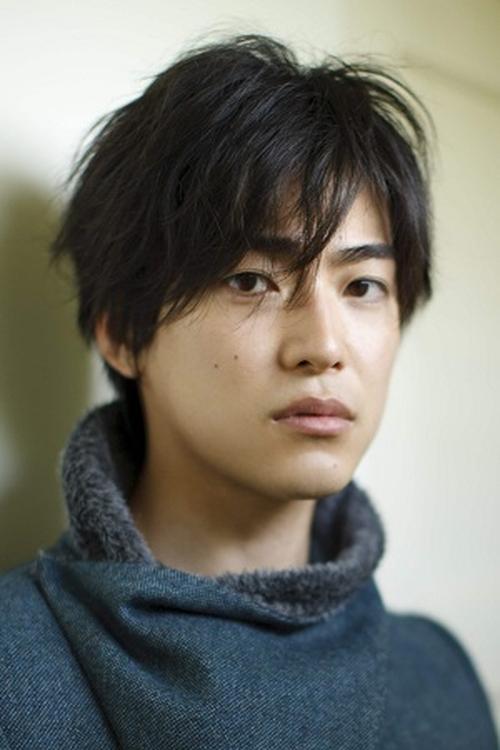 大东骏介